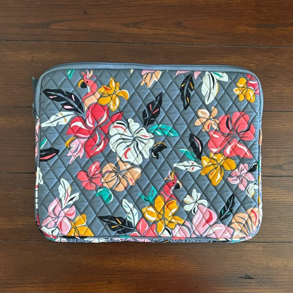 VERA BRADLEY 🩷🩶💚 Coastal Paradise Laptop Sleeve/case - Picture 5 of 6